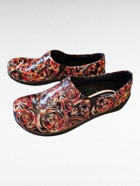 KLOGS Mission Pin Drop Shoes Size 10M
